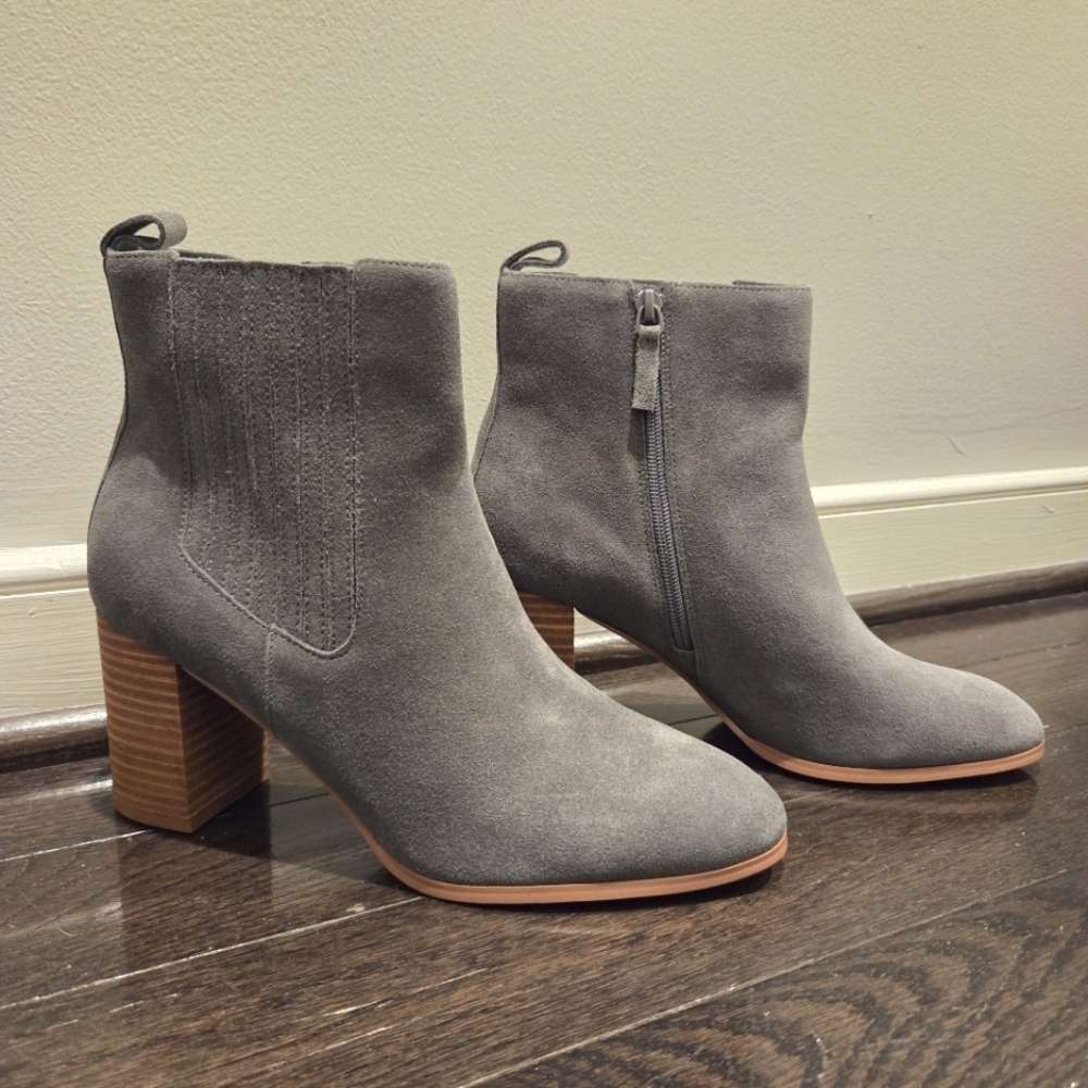 Violet & Red Stitchfix Gray Suede Booties "Meagan" Size 9.5 New With Tags